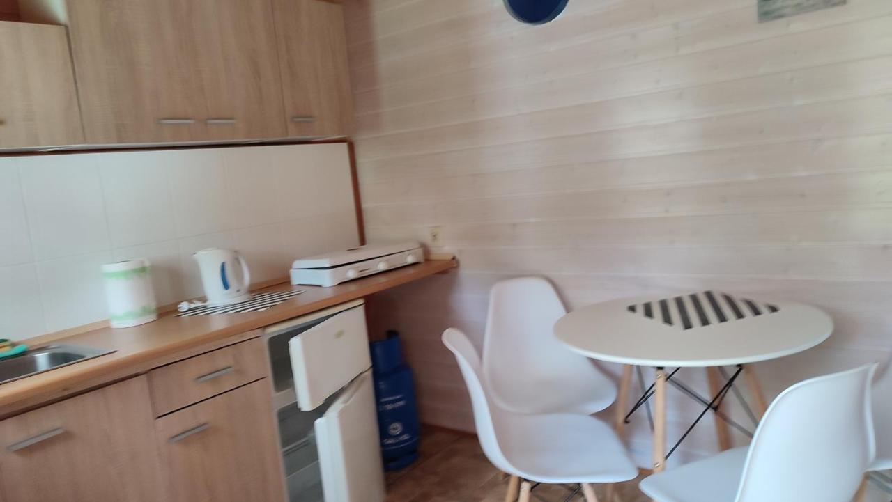Pietrowe Domki Klif 6Os,Duze Tarasy Dzika Plaza Laka Bociek Duze Tarasy Szlaki Rowerowe Pieski 25Zldzien Debina  Bagian luar foto